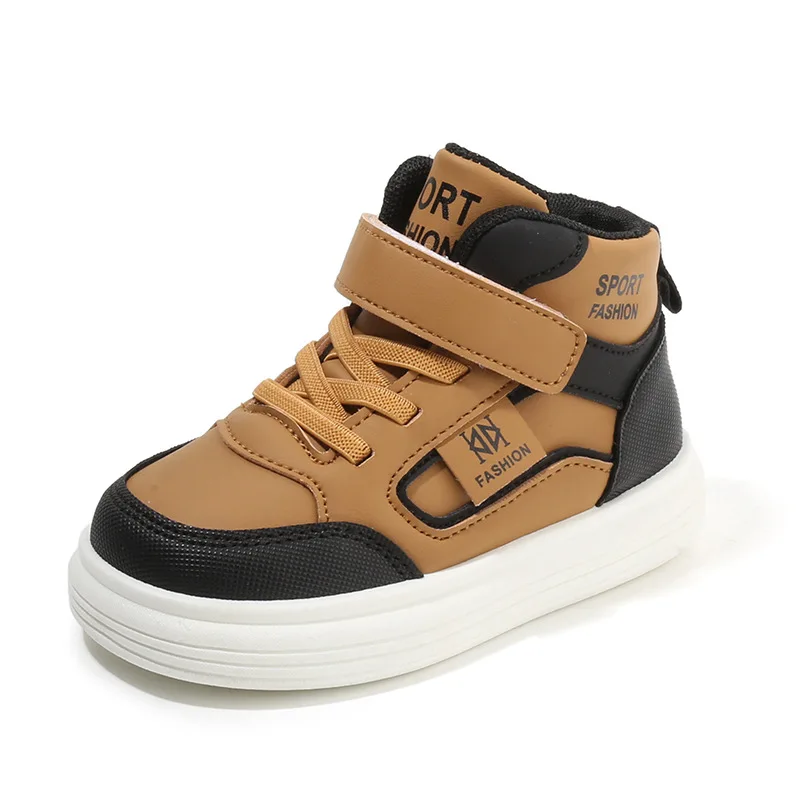 Nielson – Sneakers voor Lange Speeldagen