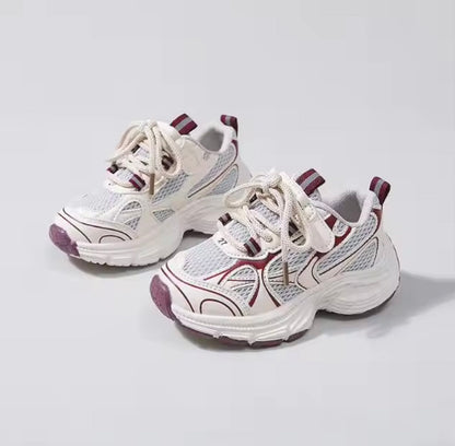 Sky Mini – Ademend & Lichtgewicht – Bordeaux wit Kindersneaker