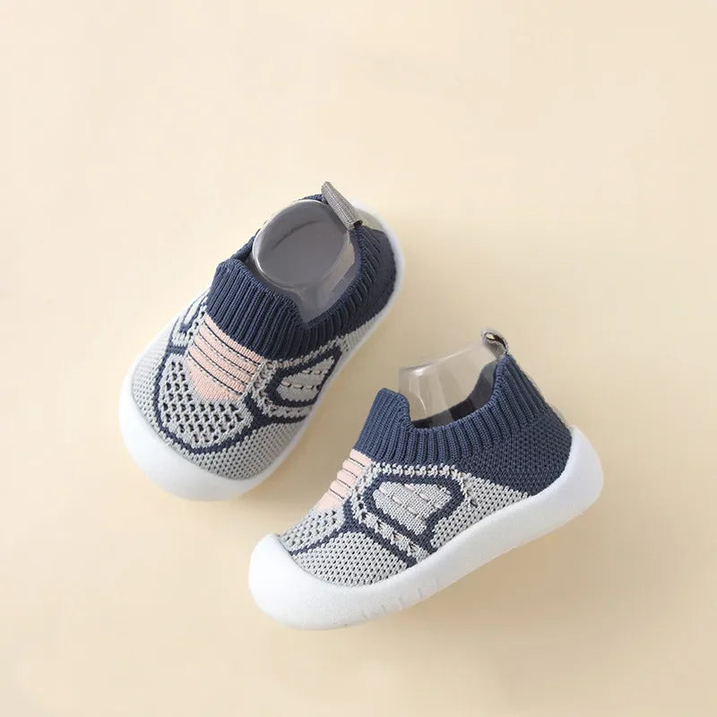 Soft Non-Slip Socks – Comfortable & Stylish for Children!