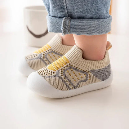 Soft Non-Slip Socks – Comfortable & Stylish for Children!