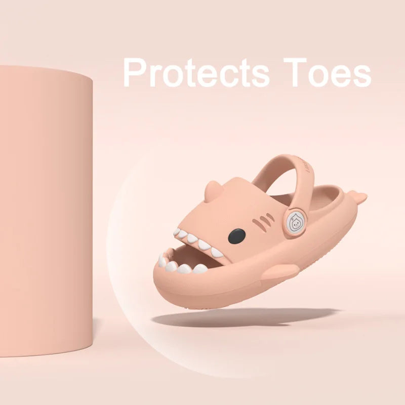 Sharky Slippers – Laat je Kleintje Veilig Spelen!