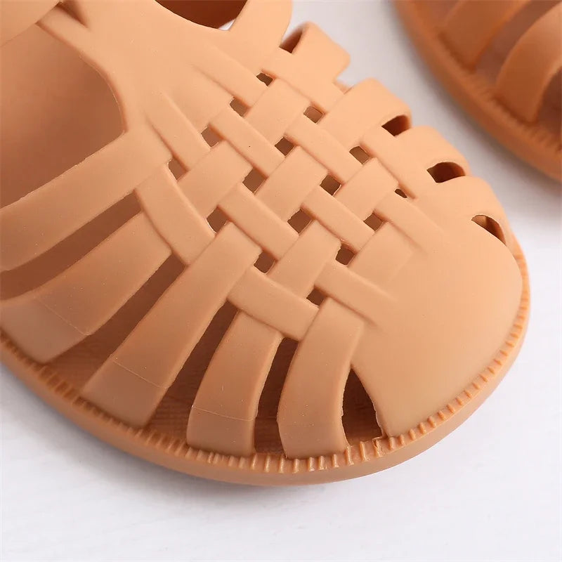 Soft Rubber Sandals – For Beach and City!