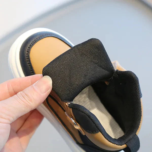 Nielson – Sneakers voor Lange Speeldagen