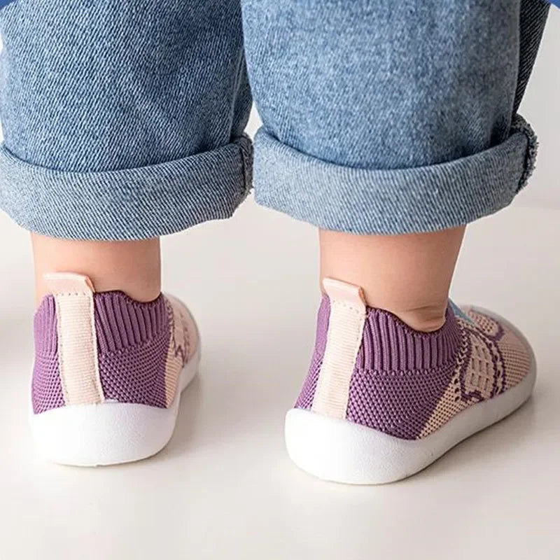 Soft Non-Slip Socks – Comfortable & Stylish for Children!