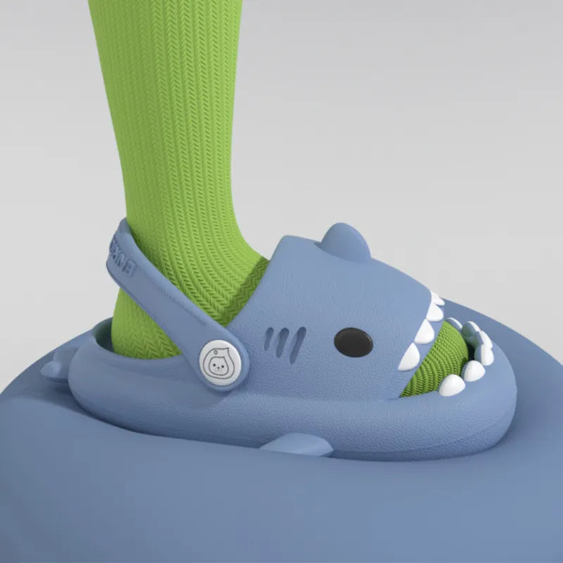 Sharky Slippers – Laat je Kleintje Veilig Spelen!
