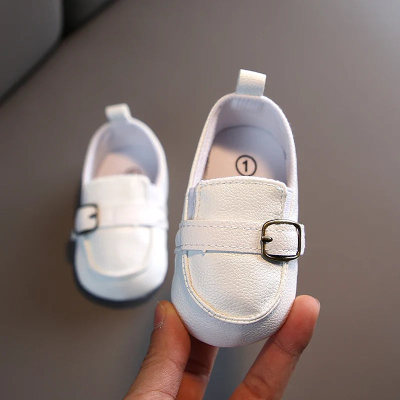 👶 Schattige Eerste Stapschoentjes – Comfortabel & Makkelijk aan- en uit te trekken!