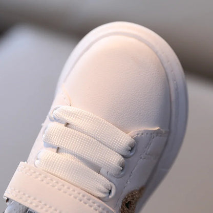 Schattige Beer Sneakers – Stijlvol Speelplezier!