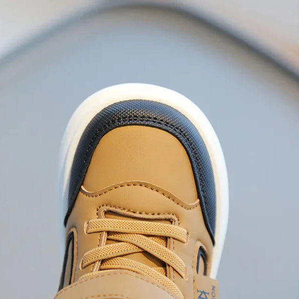 Nielson – Sneakers voor Lange Speeldagen