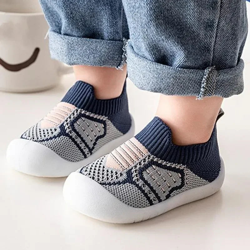 Soft Non-Slip Socks – Comfortable & Stylish for Children!
