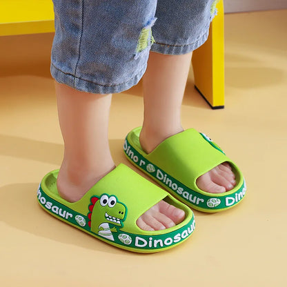 🦖✨ Dinosaurus Slippers – Veilig en Speels voor Kinderen!