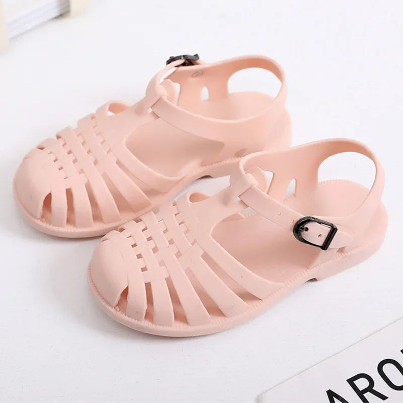 Soft Rubber Sandals – For Beach and City!