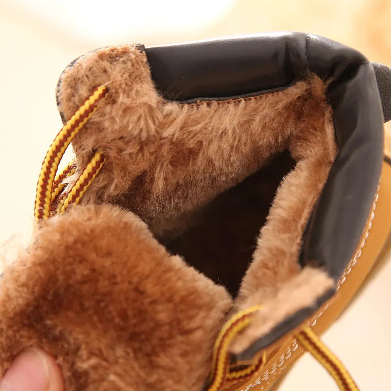 Stoere Kinderwinterschoenen – Comfortabel en Veilig op Elk Terrein