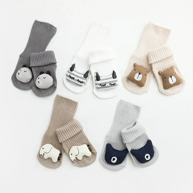 Schattige baby sokken en kniekousen met dierenprint – Babykleding