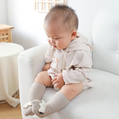 Schattige baby sokken en kniekousen met dierenprint – Babykleding