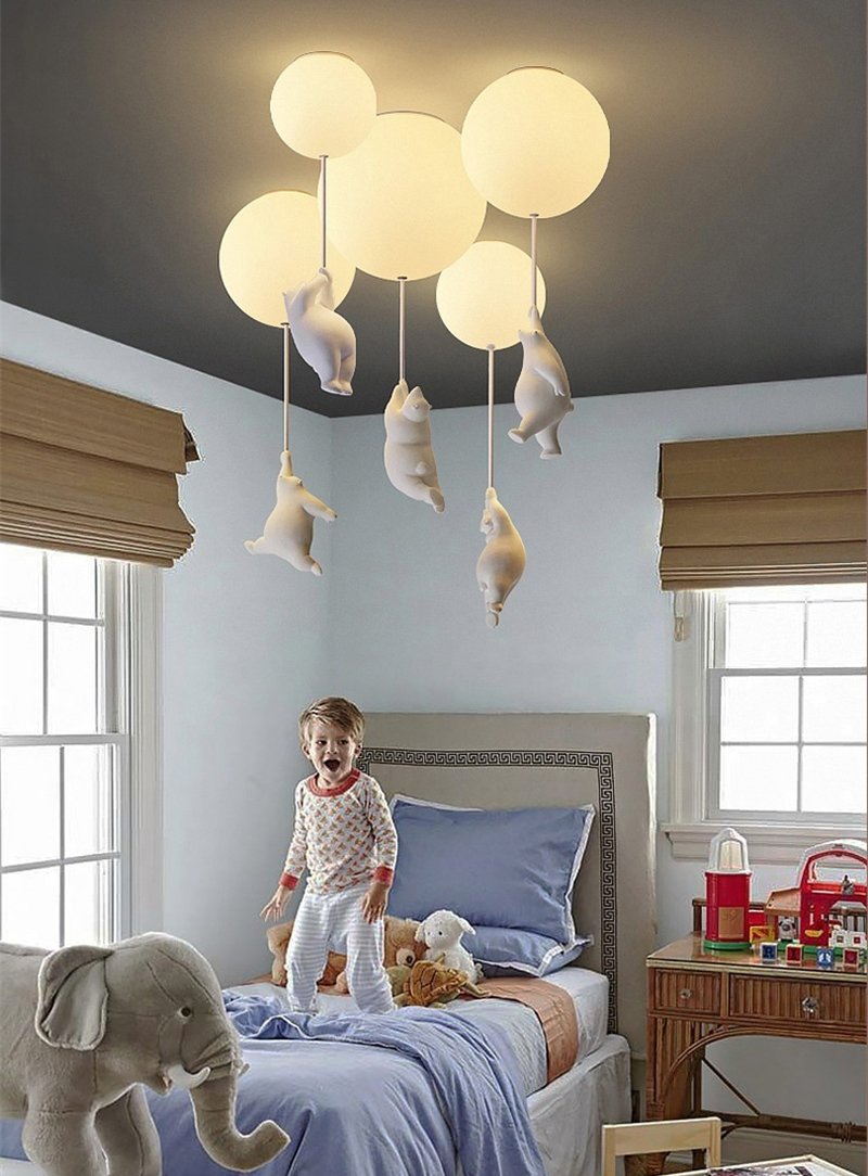 Speelse Plafondlamp met Beren en Ballonlichten voor Kinderkamer